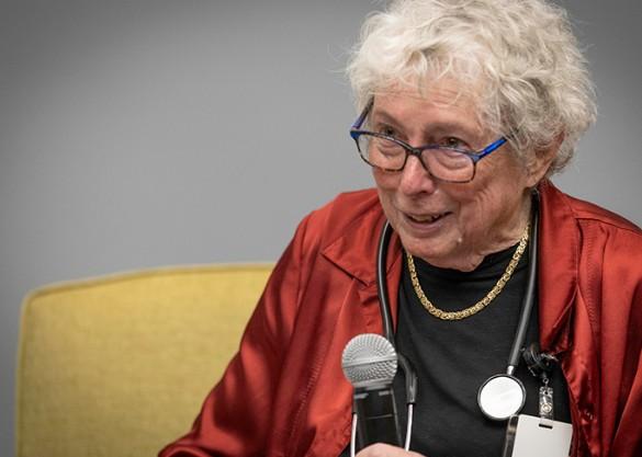 Photo of Dr Donna Sweet